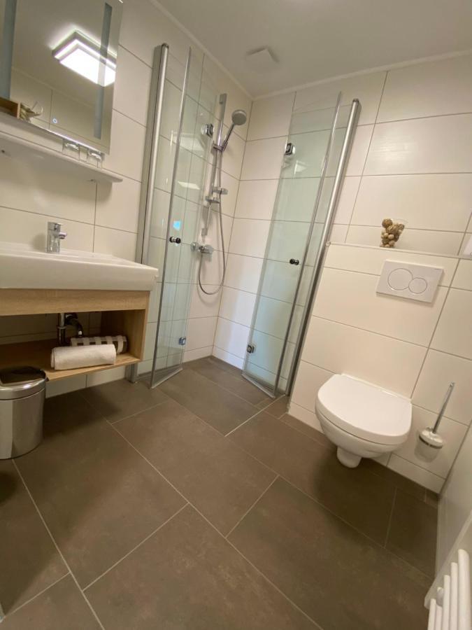 Privatzimmer Und Ferienwohnungen Leeb Persenbeug Esterno foto
